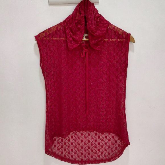 And lace red long short hoodie top - Picture 3 of 4